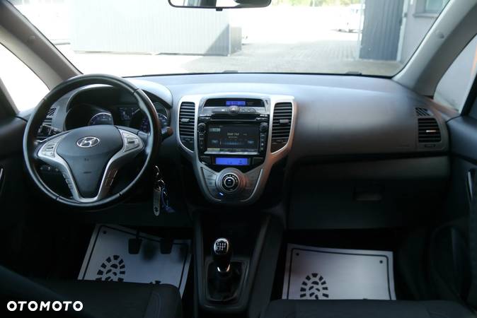 Hyundai ix20 - 16