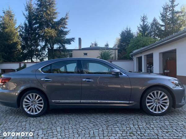 Lexus LS 600h - 6