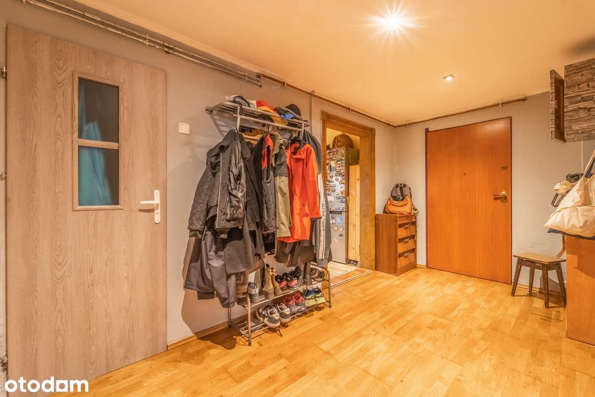 Mieszkanie w zadbanej kamienicy, możliwość adaptacji na kawalerki - Pełny obrazek: 4/9