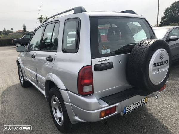 Suzuki Grand Vitara Metal Top 2.0 HDi - 4