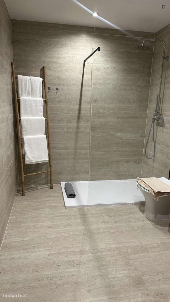 Apartamento com 1 quartos - localizado em Portimao - Grande imagem: 5/7