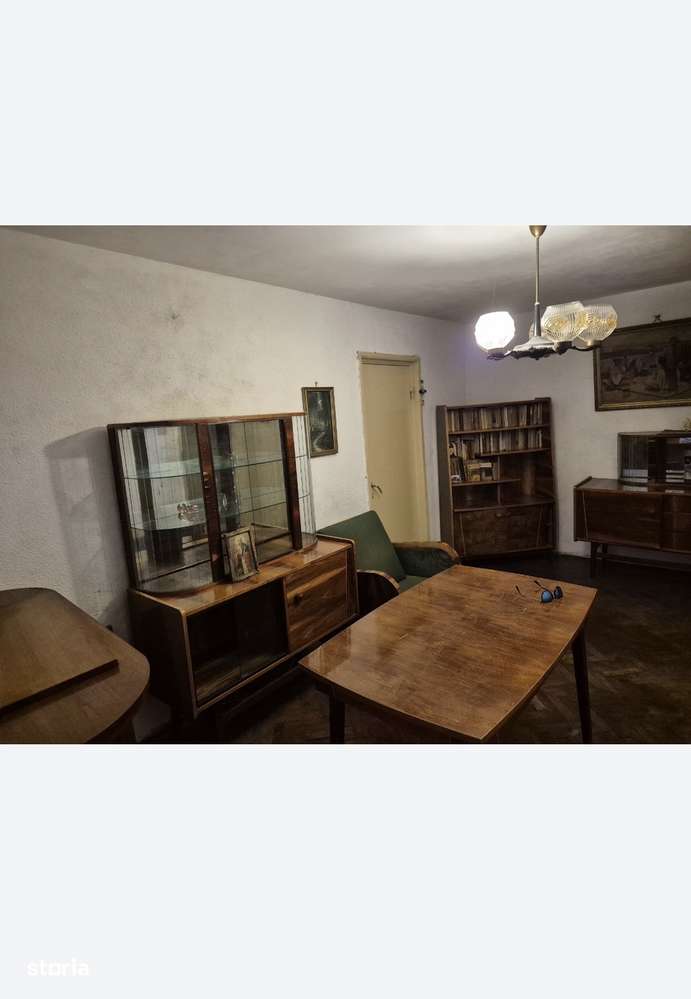 ap 2 camere la parter in zona Gara-2