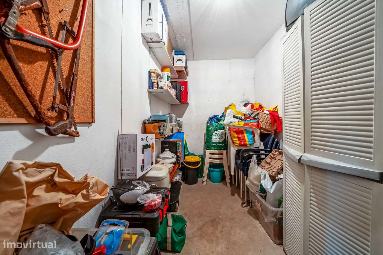 Apartamento T3 com Lugar de Garagem e Arrecadação-21