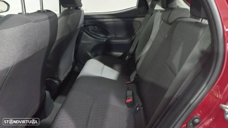 Toyota Yaris 1.0 VVT-i Comfort Plus - 11