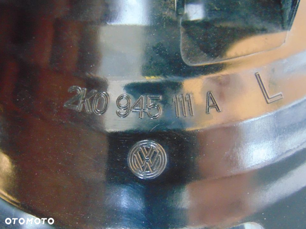 ORYGINAŁ lampa tylna tył lewa 2K0945111A VW Volkswagen Caddy 3 III 03-10r - 3