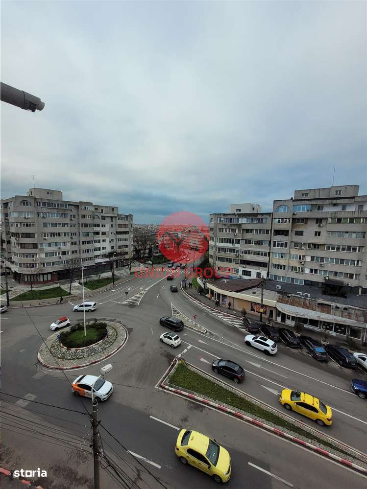 Apartament 2 camere, Decomandat, Vedere spre Casa de Cultura - Imagine principală: 4/15