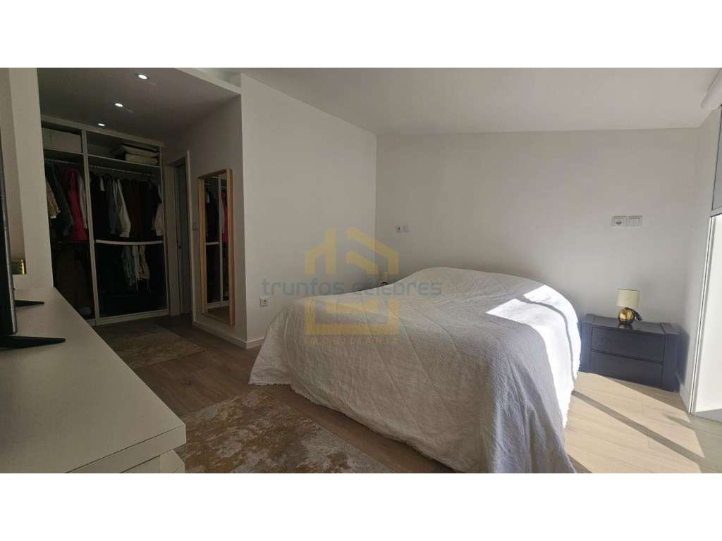 Moradia T2+1 Totalmente Renovada - 100m da Praia | Vila do Conde-14