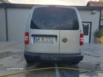 Volkswagen Caddy - 10