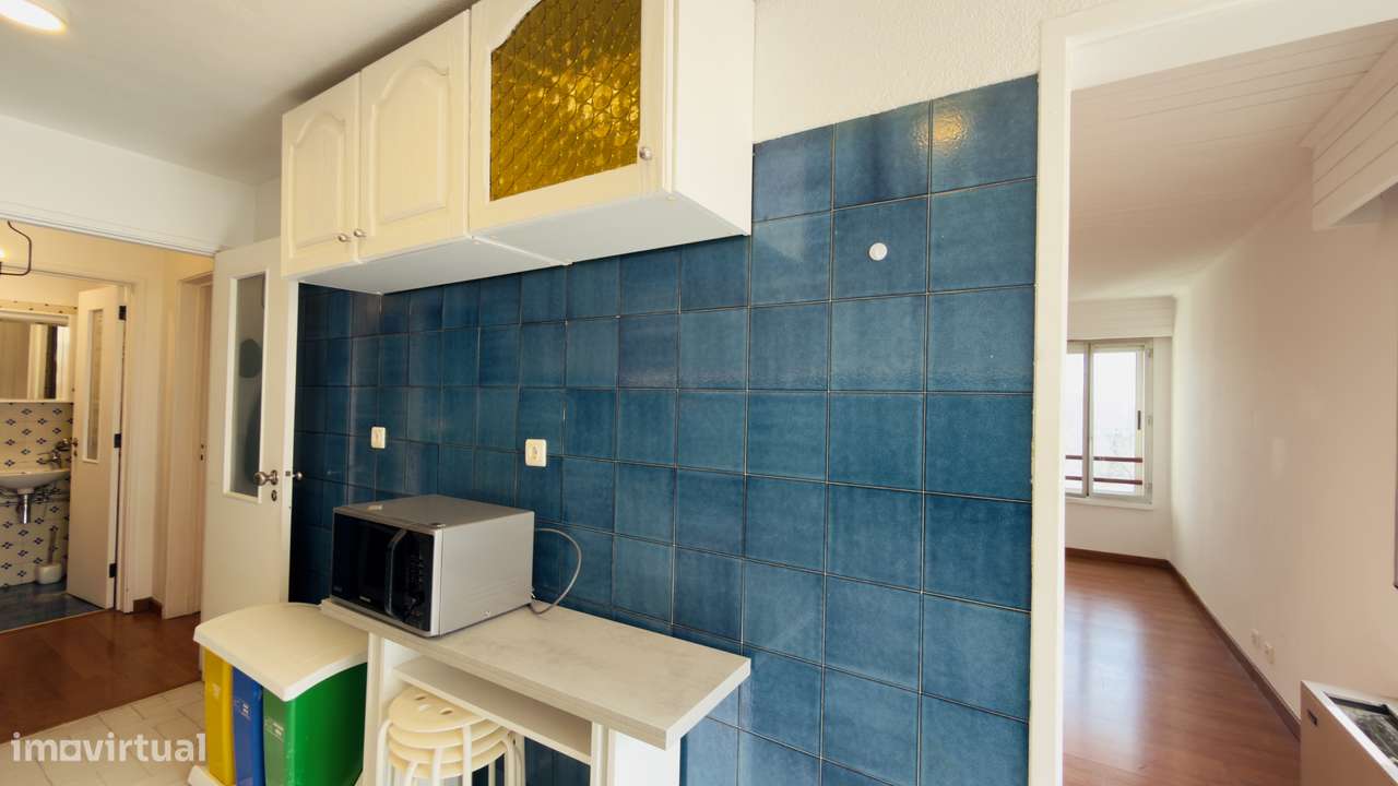 T4 em TELHEIRAS, com 2 casas de banho, elevador e Ar Condicionado - Grande imagem: 5/21