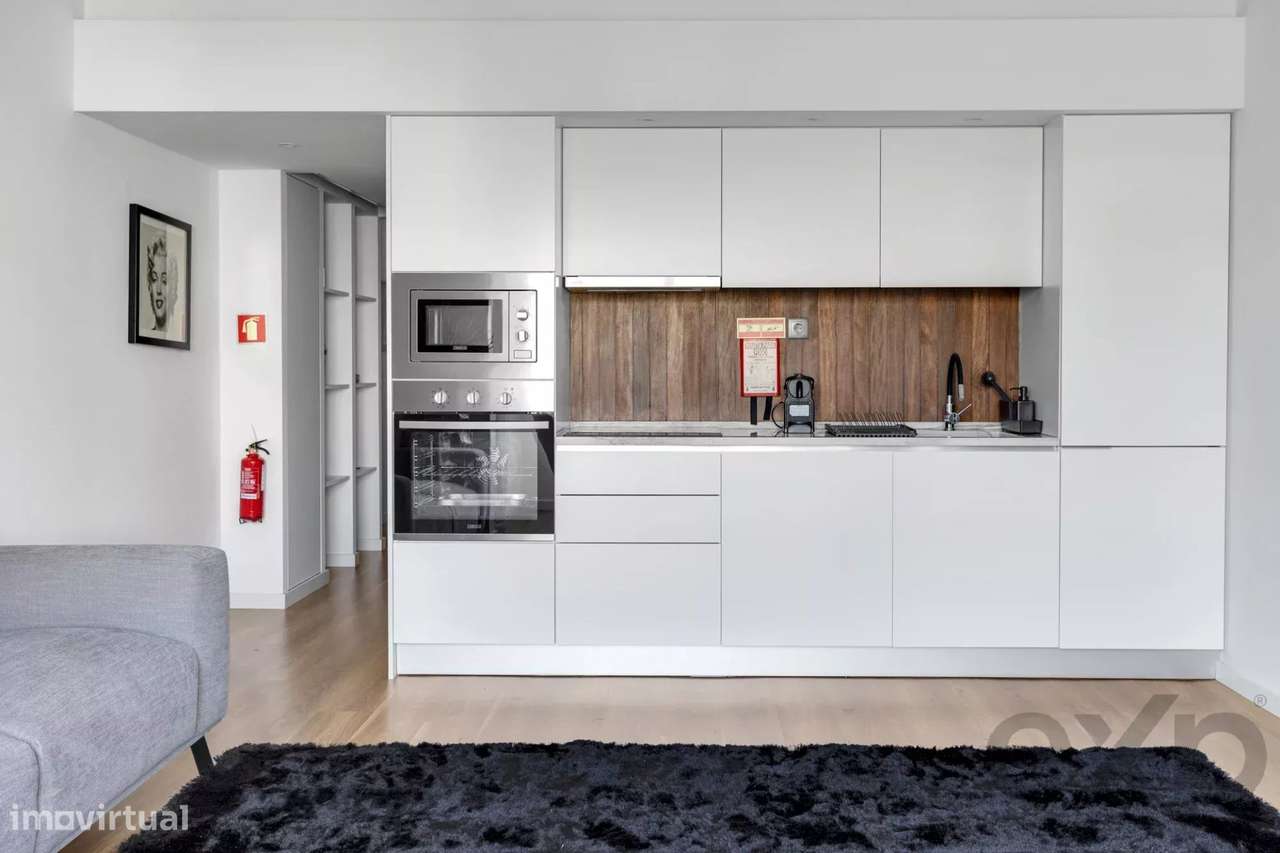 T1 Remodelado no Estoril com Elevador e Arrecadação - Grande imagem: 5/20