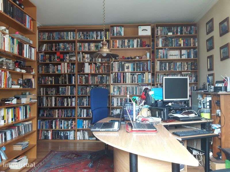 Moradia V5, garagem e piscina em A das Lebres, Loures - Grande imagem: 5/12