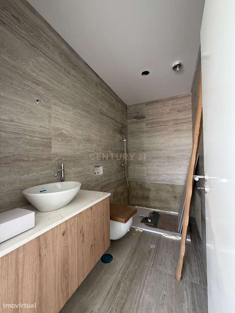 Moradia Nova T3 c/piscina - Foros de Amora-6