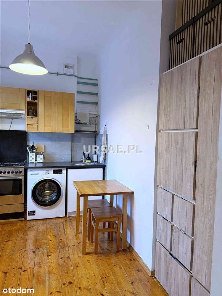 Przytulne klimatyczne studio w małej kamienicy-11