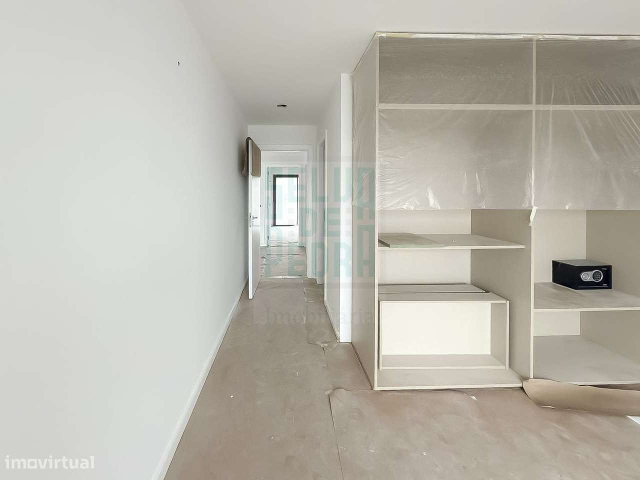 Moradia de 3 frentes V4 Famalicão-22