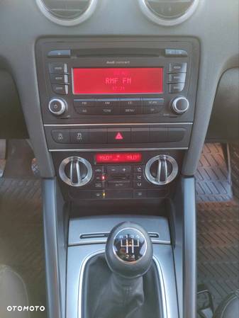 Audi A3 1.6 TDI DPF Attraction - 11