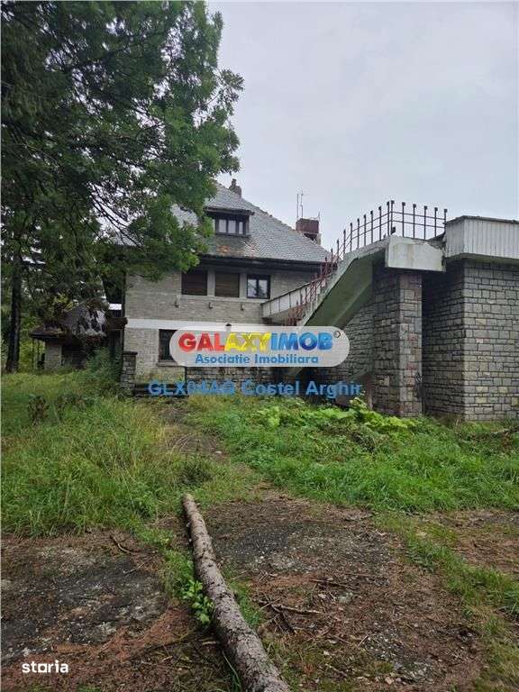 Vindem Vila-Pensiune in Sinaia , teren 6290 mp intravilan CC - Imagine principală: 4/20