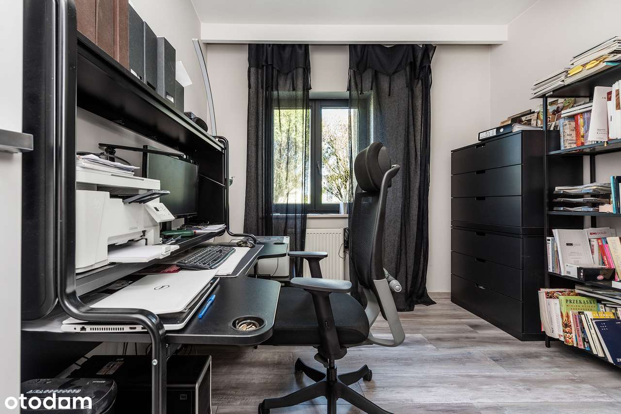 Piękny dom na 55 arach z prywatnym lasem-12