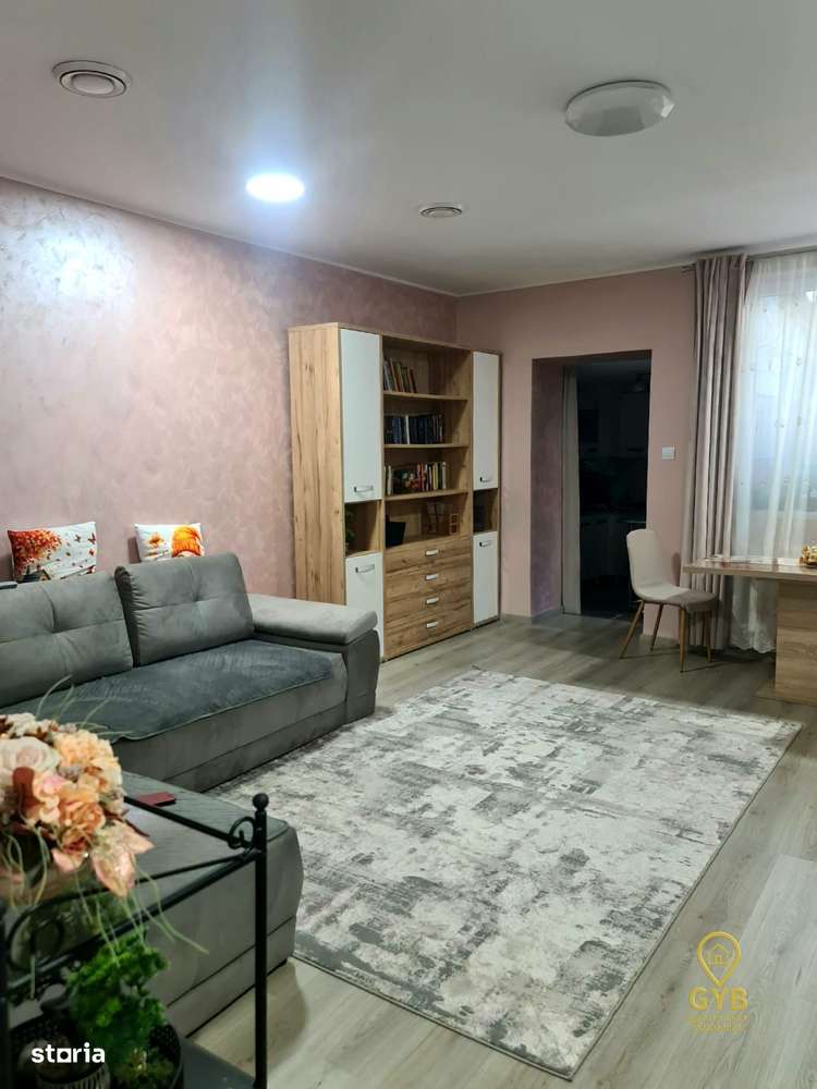 Casă cu 5 camere,  S+P+Mansarda-zona centrală Oradea(Strada Primariei)-2