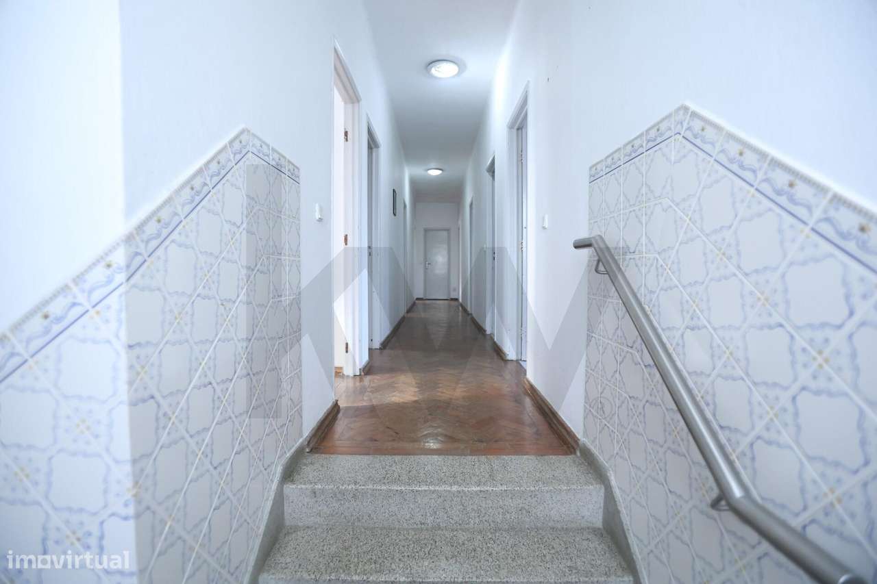 Apartamento T5 de 147.25M2 – Espaço, Conforto e Localização Premium | - Grande imagem: 2/32