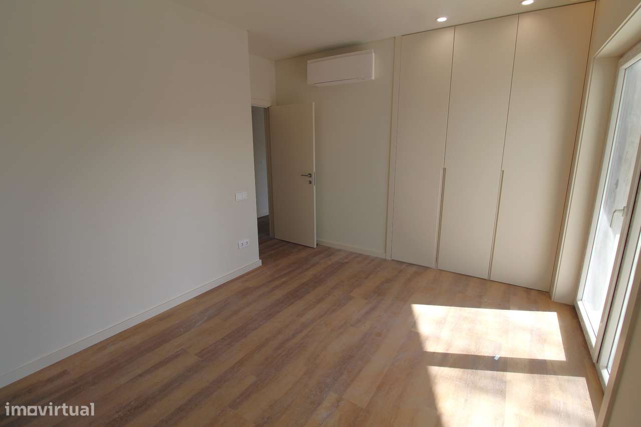 Luxuoso T3 Duplex em Viseu-12