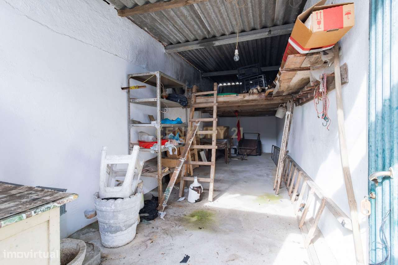 Moradia T3 Térrea Marinha Grande-21