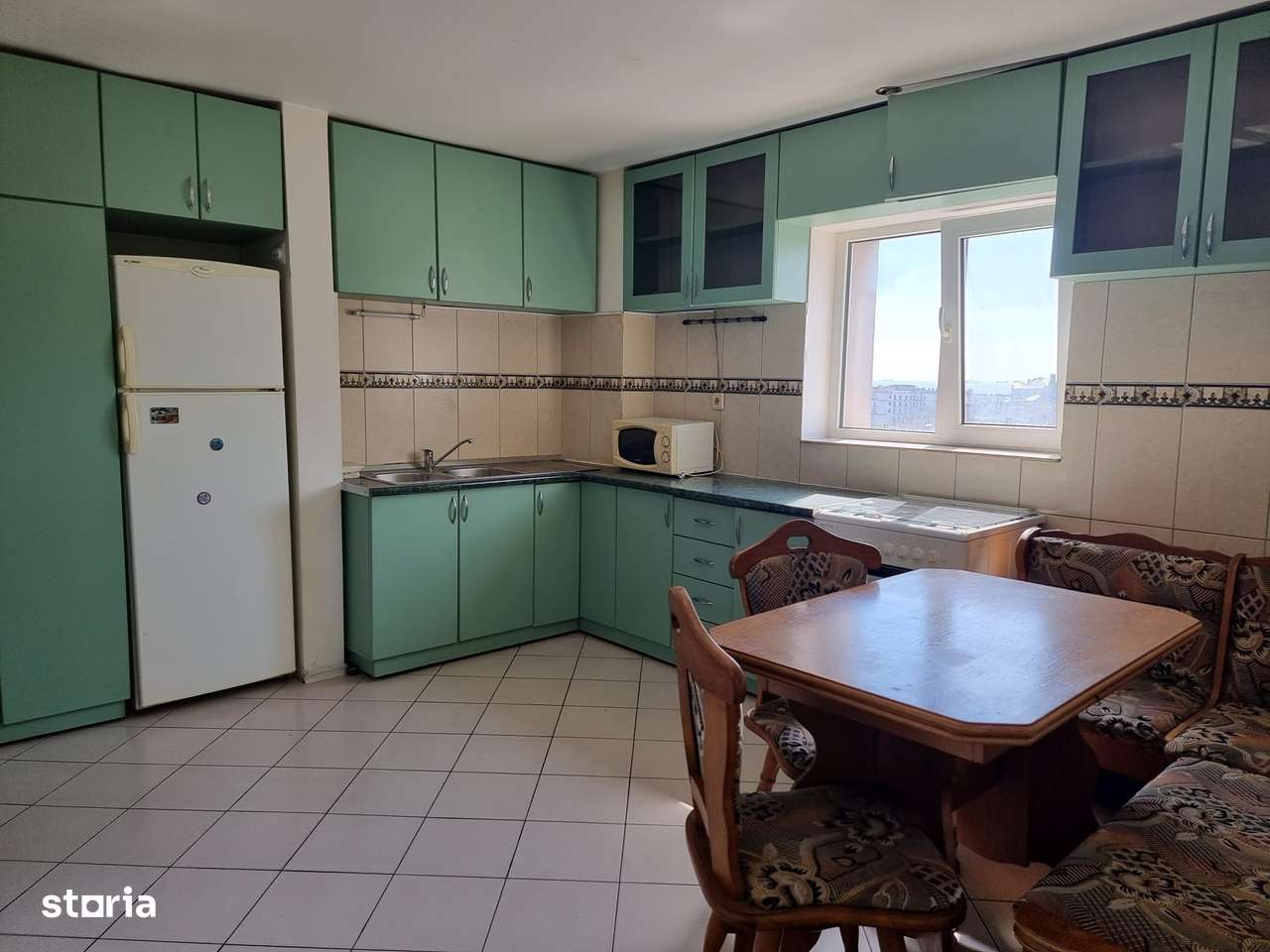 Închiriere clădire – zonă centrală Constanța, aproape de mare - Imagine principală: 5/16