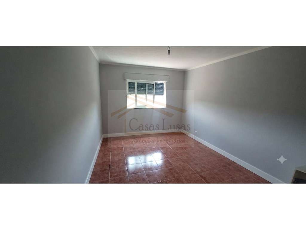 Moradia T3 em fase final de restauro | Lote de 500 m² | Painho e Fi...-18