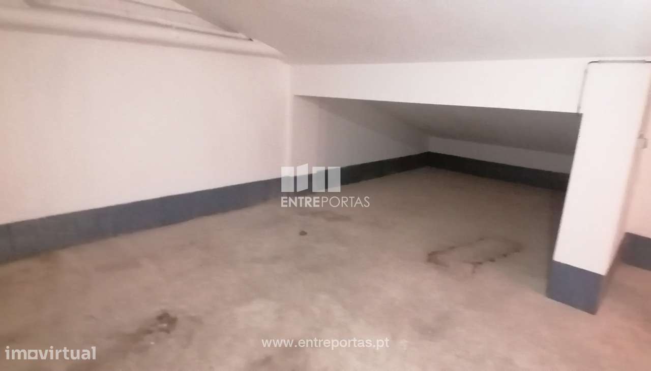 Venda de garagem próximo do centro da Póvoa de Varzim - Grande imagem: 4/7