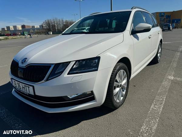 Skoda Octavia - 2