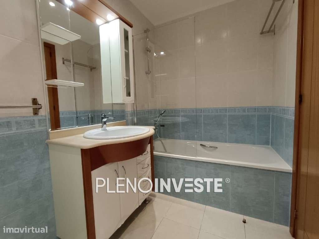 T1 em Vale de Gatos - Grande imagem: 3/18