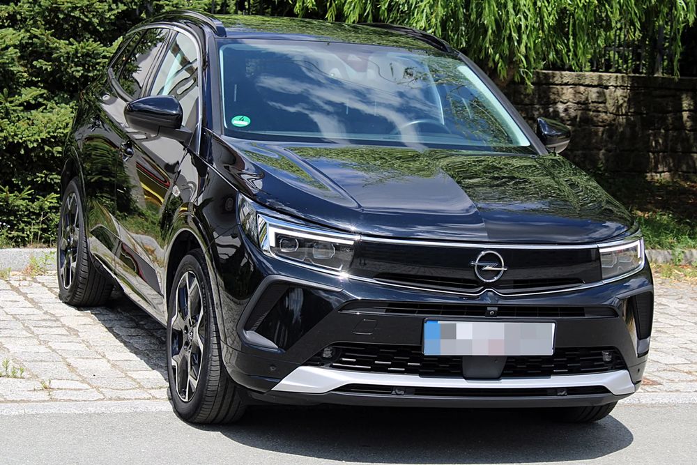 Opel Grandland 1.2 DI Automatik Business Elegance 2022