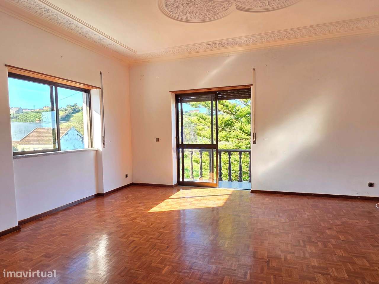 Moradia com Piscina, Anexo de Festas e Jardim — a 10 minutos das Calda - Grande imagem: 5/38