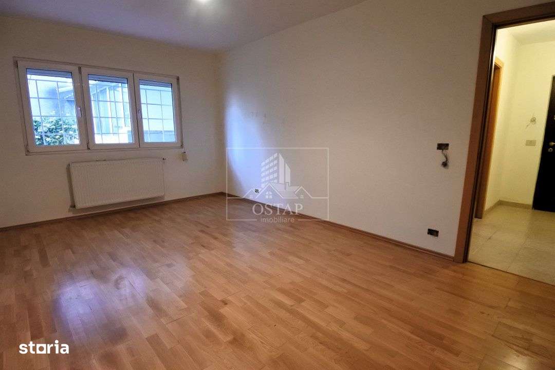 Republicii-stradal-3 camere decomandate-centrala-termopan-nemobilat - Imagine principală: 2/10