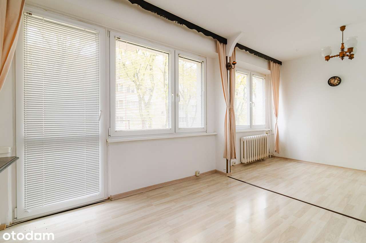 1 piętro | 3 pokoje | dwustronne | blisko centrum | klatka po remoncie-3