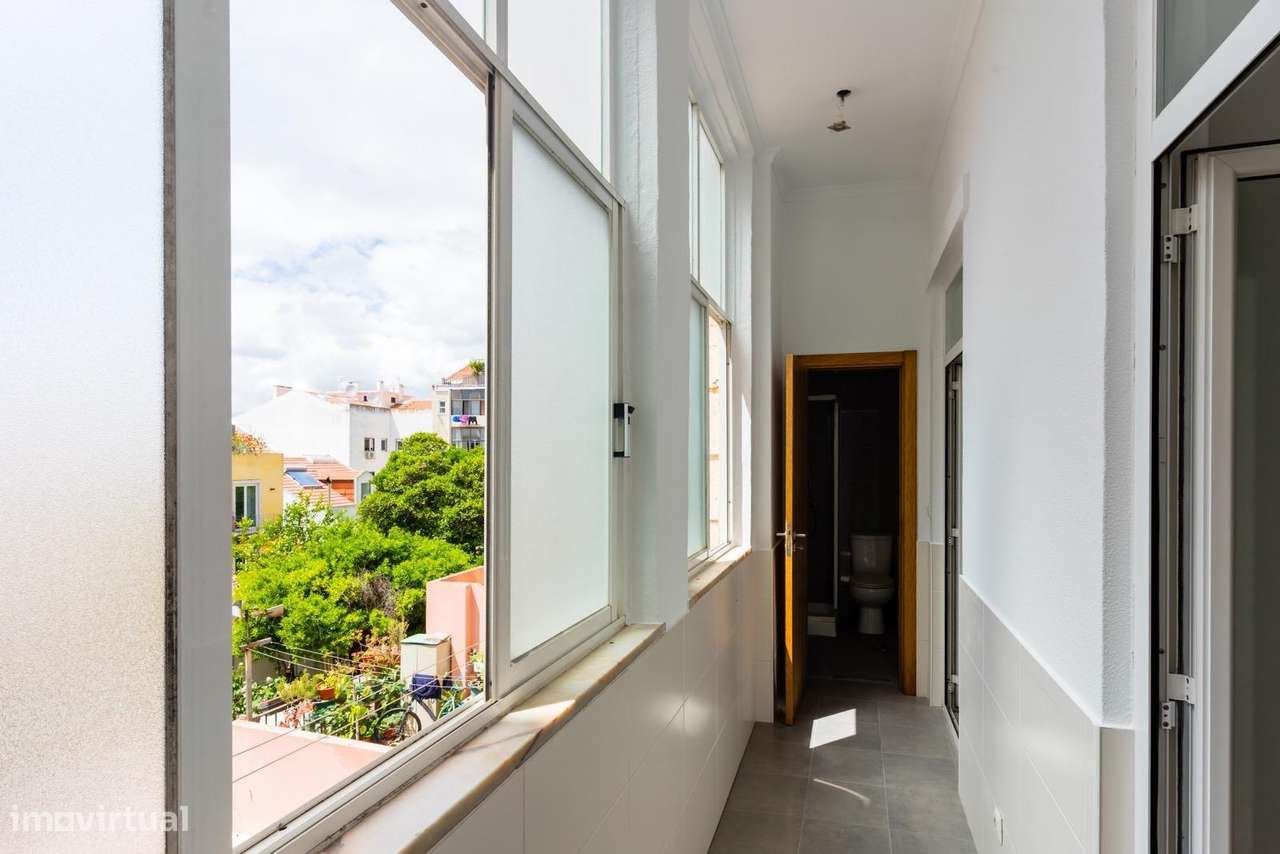 T2+1 pronto a habitar no centro de Lisboa!-11