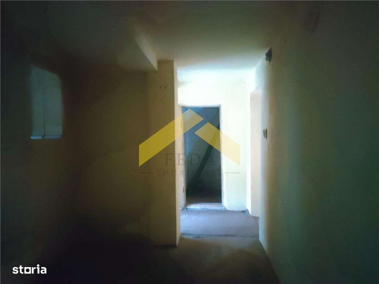 Casa cu teren 1757 mp in Sambateni de vanzare-12