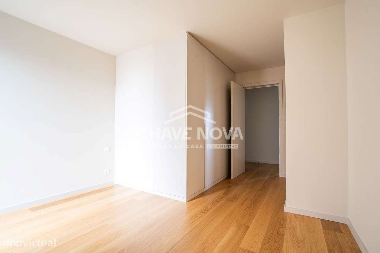 T4 com vistas para a foz do Douro-21