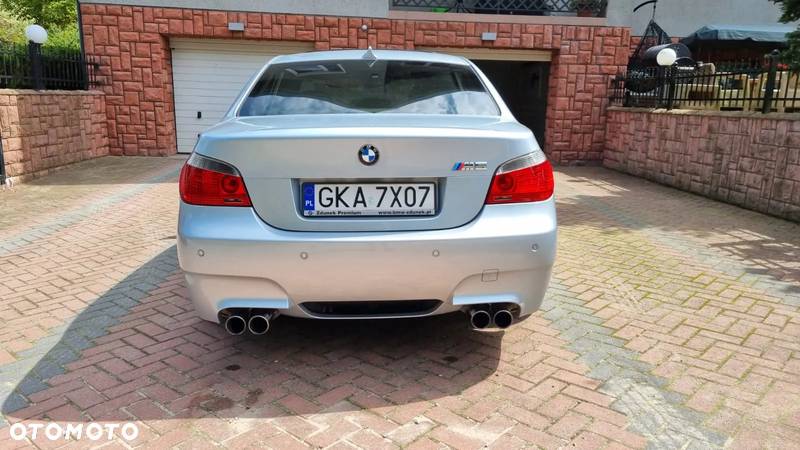 BMW M5 Standard - 32