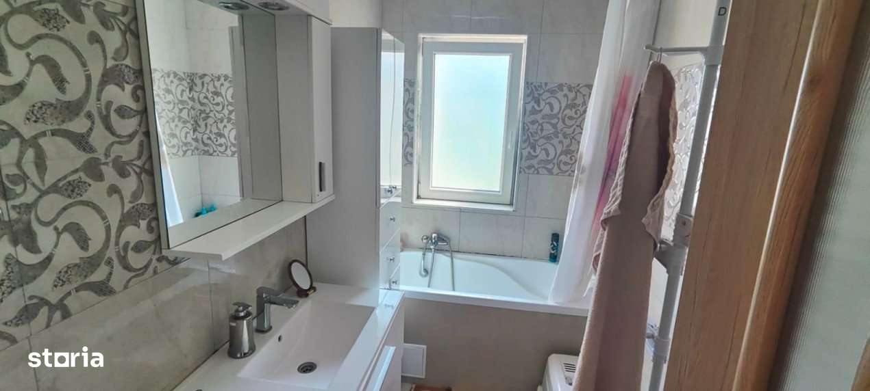 Apartament 3 camere, 110mp, parcare, zona Vivo - Imagine principală: 4/8