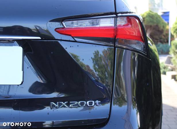 Lexus NX 200t Comfort AWD - 6