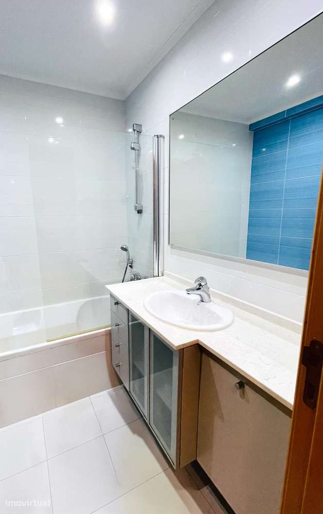 Apartamento T2 em Condomínio com Piscina – Alcabideche, Cascais-20