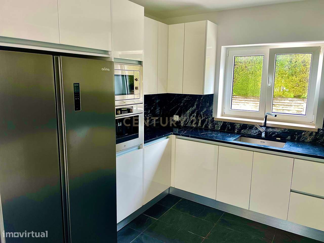 Moradia independente T4 no Moinha da Praia, Amoreira, Óbidos. - Grande imagem: 5/24