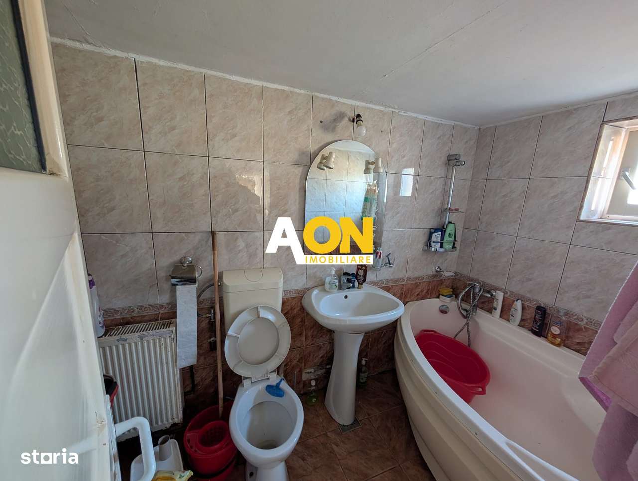 Casa cu 2 corpuri de cladire zona Hapria, 960mp Teren - Imagine principală: 4/13