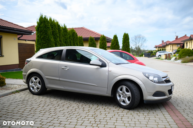 Opel Astra - 1