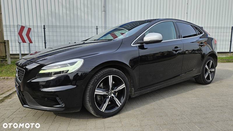 Volvo V40 T3 Geartronic Summum - 11