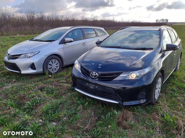 Toyota Auris I belka zawieszenia tył tylna - 14