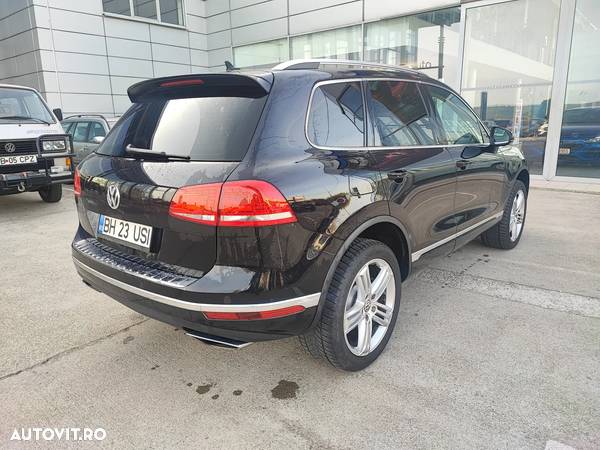 Volkswagen Touareg V6 TDI BMT Supreme Plus - 13