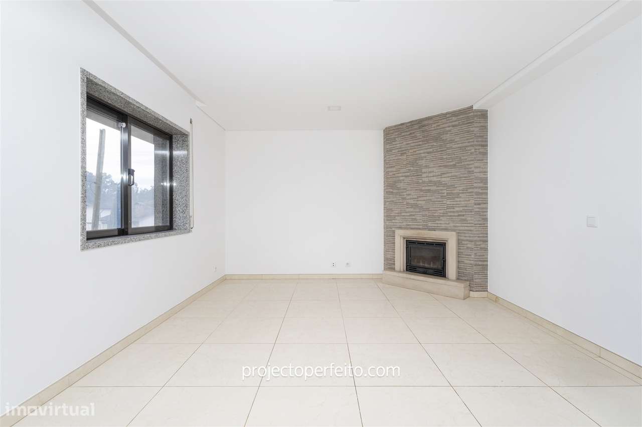 Apartamento T1+1 Venda em Canedo, Vale e Vila Maior,Santa Maria da Fei - Grande imagem: 2/18