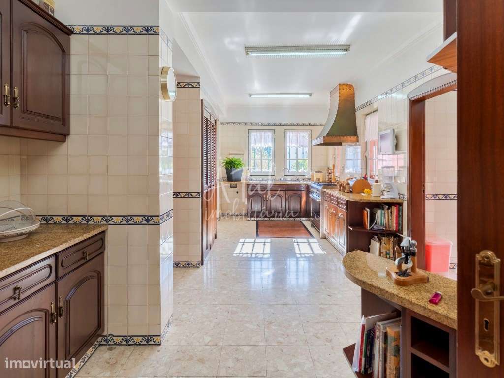 Moradia V6 centro do Montijo-17