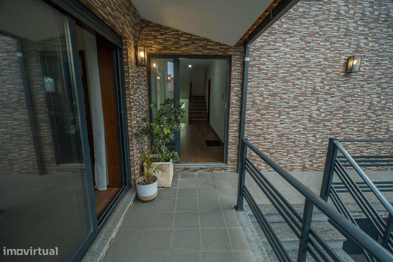 Moradia T4 à venda em Estarreja-4